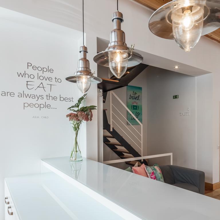 Five Senses Hostel 科英布拉 外观 照片